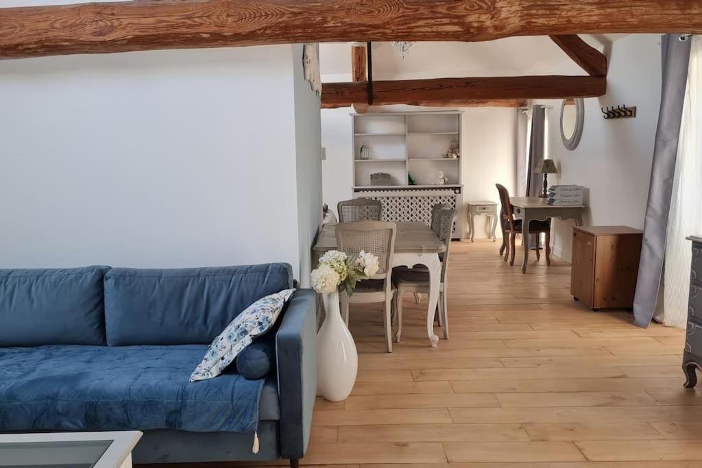 Belle Suite Dans Corps De Ferme - Logement Alicia Villiers-sous-Grez Exterior foto